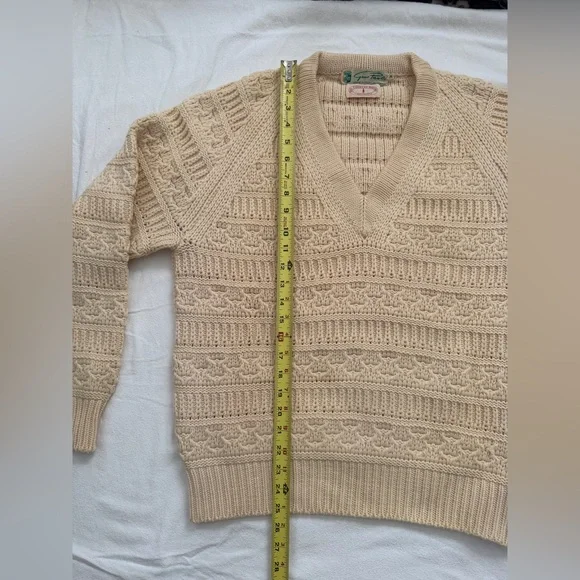 Vintage 1960’s Gino Paoli Wool cable Knit Cream Sweater